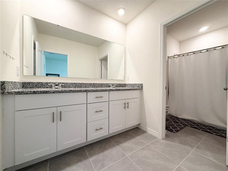 Furnished interior view inside a new home in , Kissimmee (Image 17).