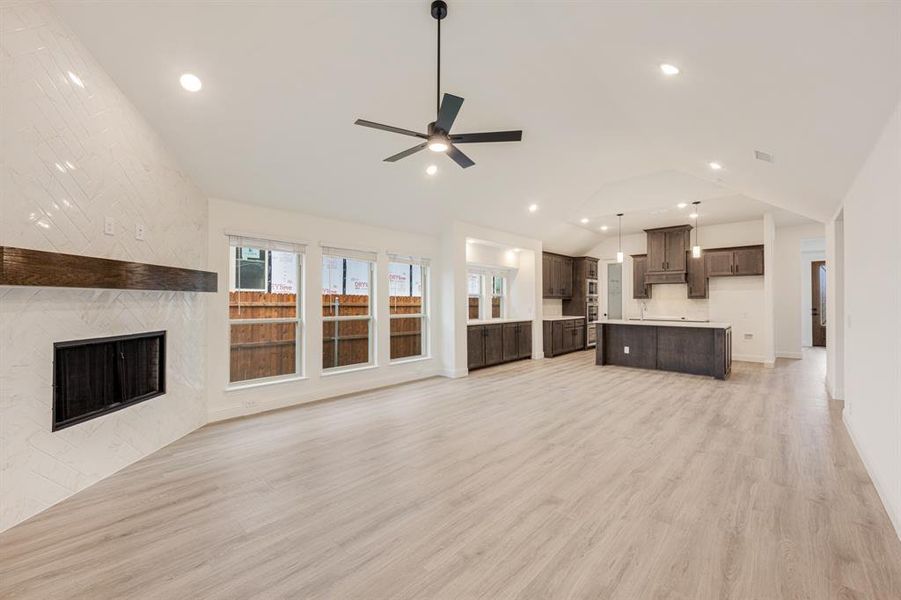 Spacious, unfurnished interior of a new home in Ridgepoint, Midlothian (Image 25). Spacious, unfurnished interior of a new home in Ridgepoint, Midlothian (Image 25).