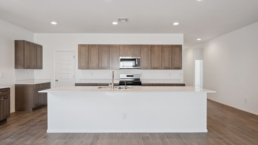 Furnished interior view inside a new home in Moonlight, Maricopa (Image 5).