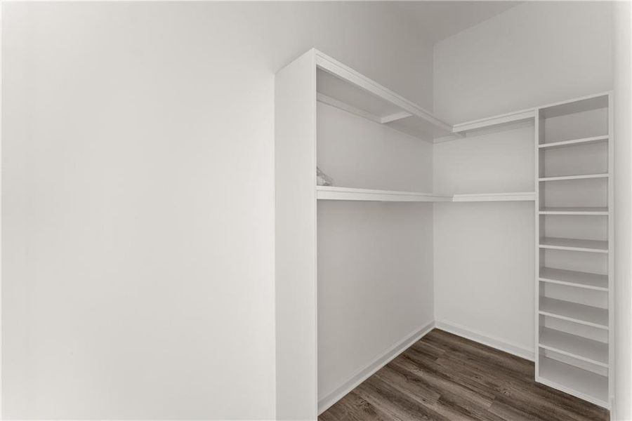 Image 28 of a home in .