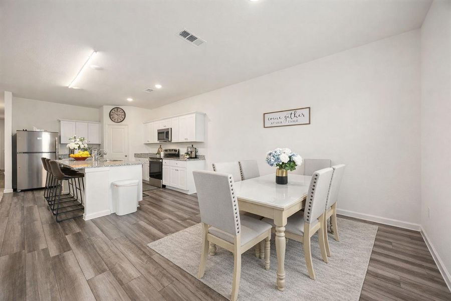 Digitally Decluttered - Breakfast