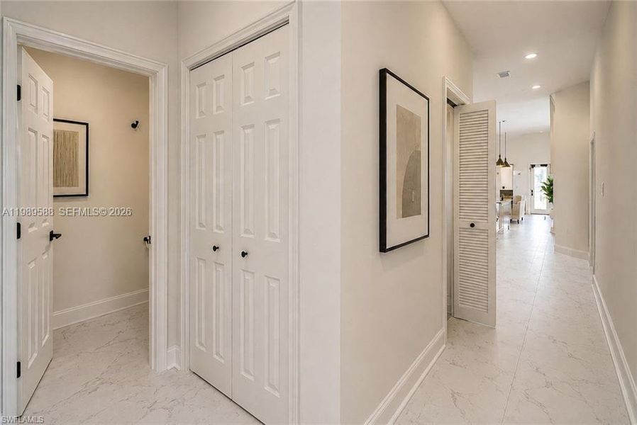 Spacious, unfurnished interior of a new home in , Lehigh Acres (Image 21).