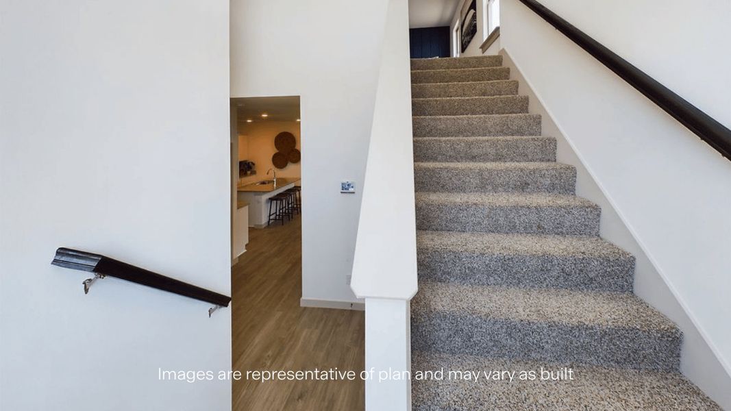 Representative unfurnished interior of a home built from the The Pierce by D.R. Horton in Terra Vista, Lubbock (Image 22).