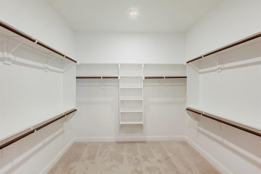 Spacious, unfurnished interior of a new home in , Prosper (Image 17).