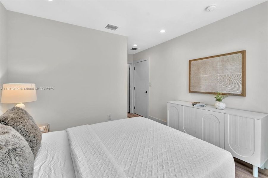 Furnished interior view inside a new home in , Miami (Image 37). Furnished interior view inside a new home in , Miami (Image 37).