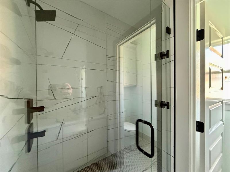 Close-up of interior finishes inside a home in , Mineral Wells (Image 18).