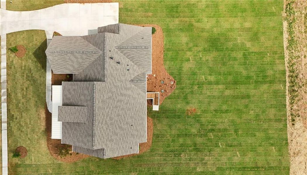 Exterior details and patio area of a home in , Bogart (Image 3).