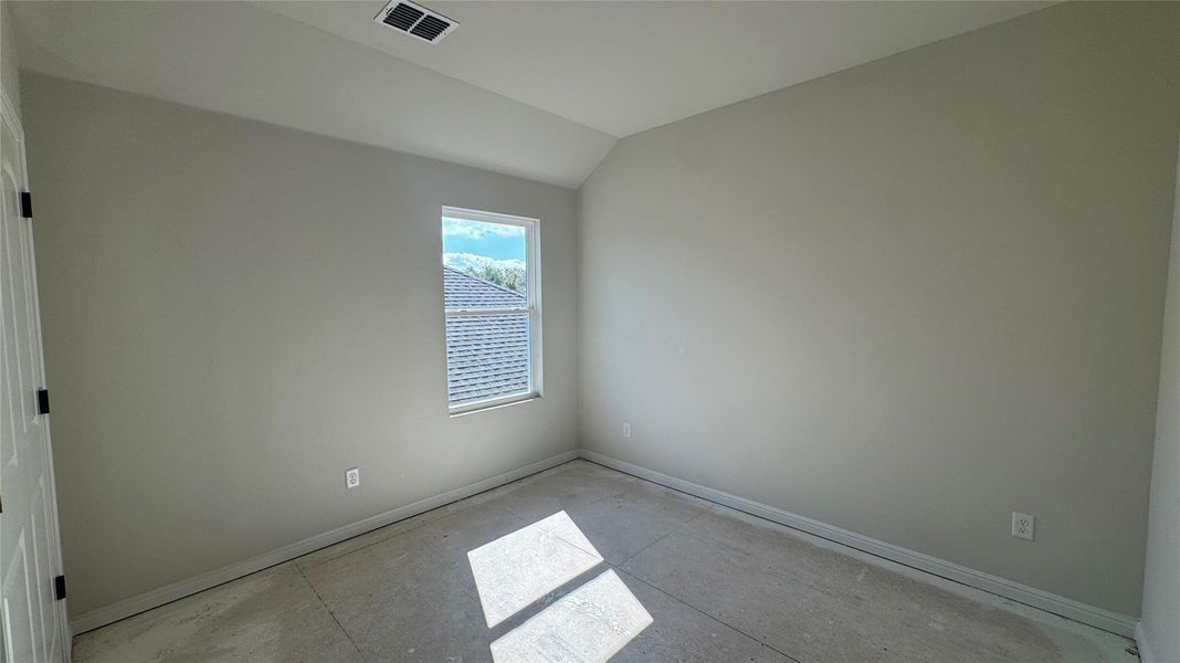 Image 29 of a home in Cannon Ranch 40s.