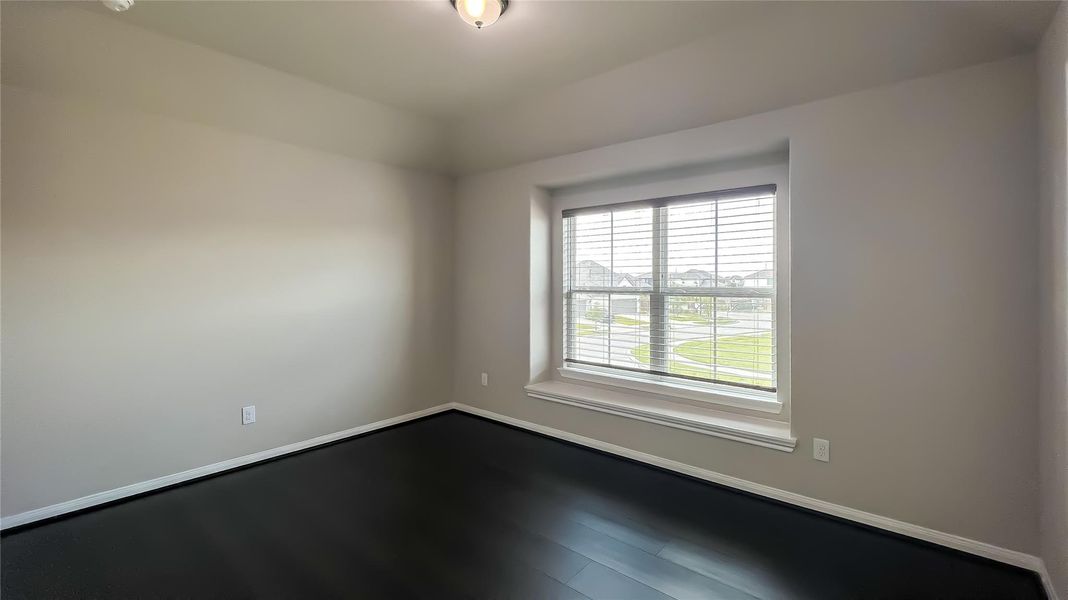 Spacious, unfurnished interior of a new home in , Katy (Image 12).