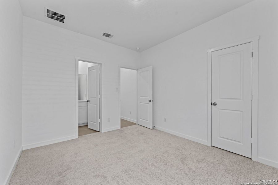 Spacious, unfurnished interior of a new home in Steelwood Trails: Coastline Collection, New Braunfels (Image 21). Spacious, unfurnished interior of a new home in Steelwood Trails: Coastline Collection, New Braunfels (Image 21).