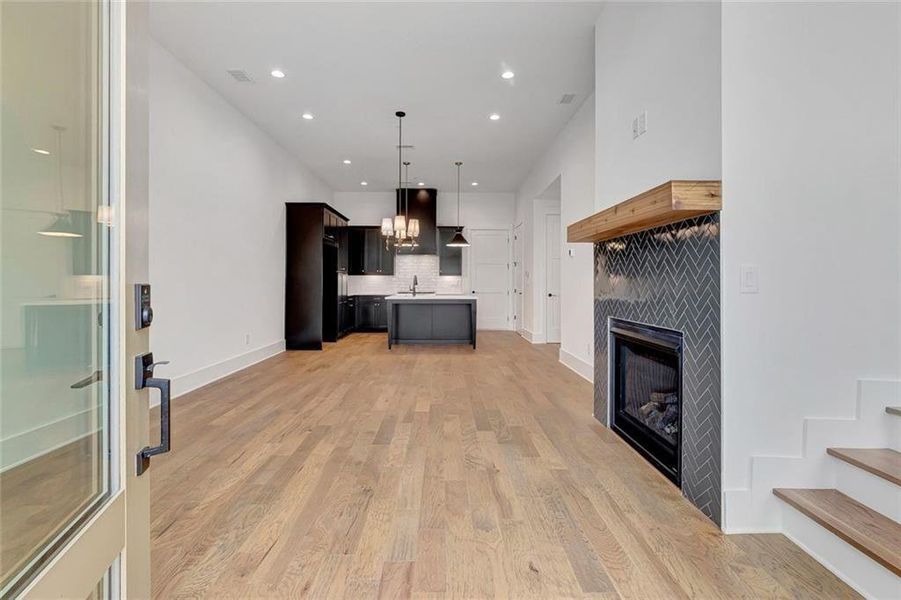 Spacious, unfurnished interior of a new home in , Fayetteville (Image 24).