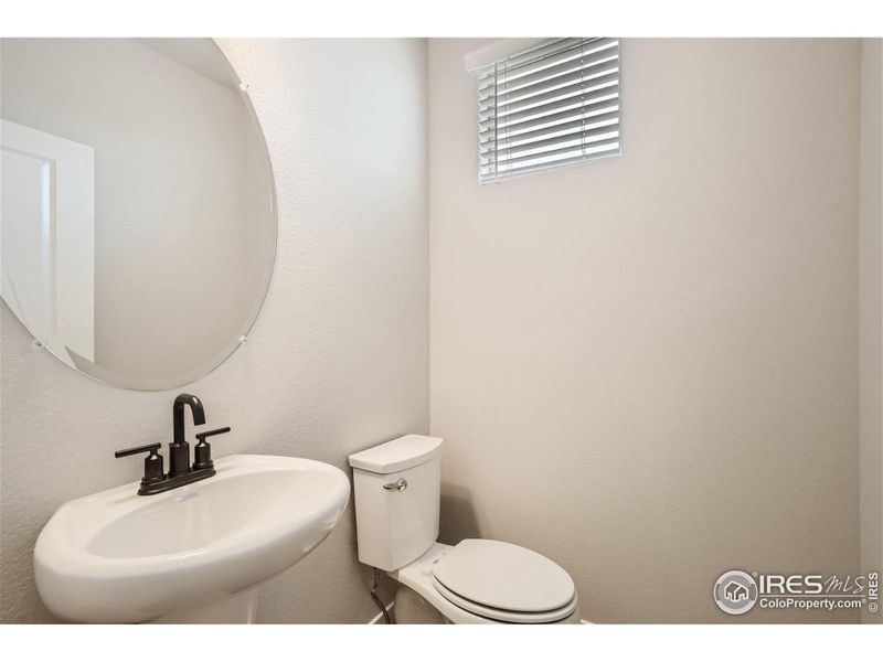 Powder room Powder room