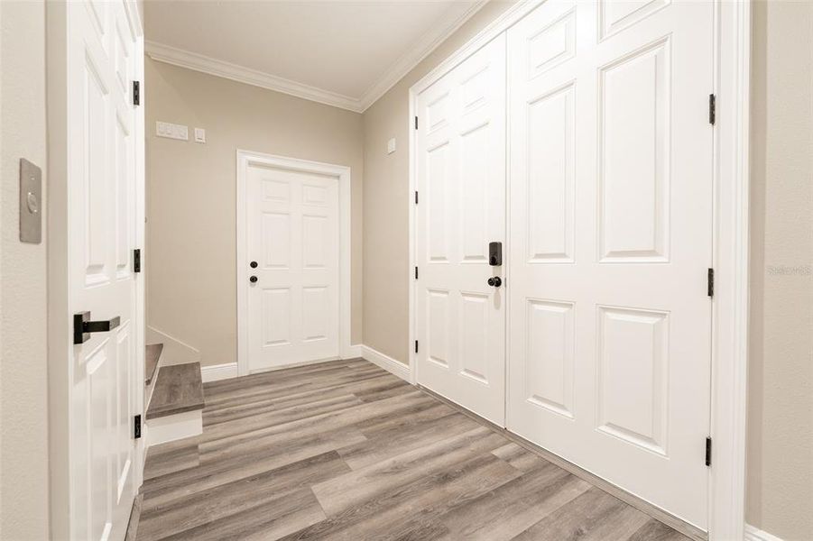 Spacious, unfurnished interior of a new home in , Tampa (Image 60).