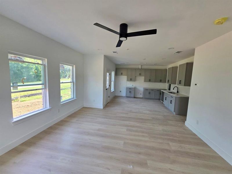 Spacious, unfurnished interior of a new home in , Grand Prairie (Image 9). Spacious, unfurnished interior of a new home in , Grand Prairie (Image 9).