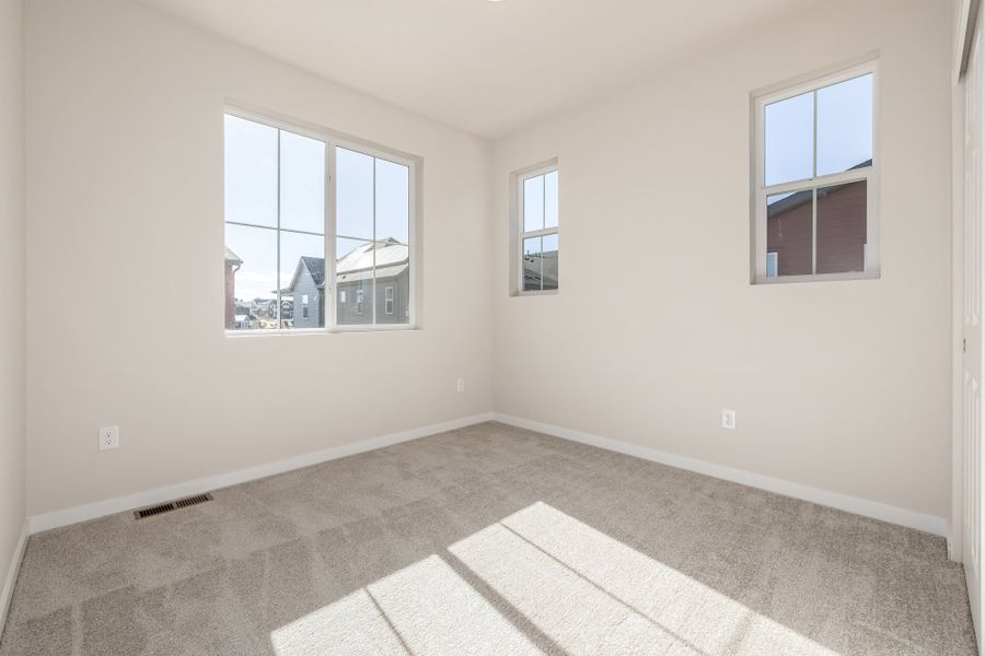 Spacious, unfurnished interior of a new home in Arras Park, Thornton (Image 27).