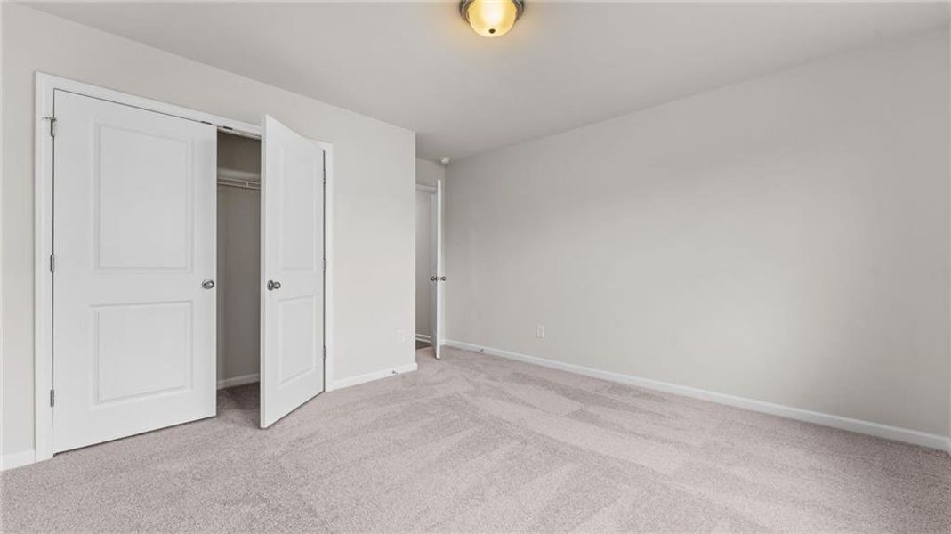 Spacious, unfurnished interior of a new home in Riverwood, Dallas (Image 28). Spacious, unfurnished interior of a new home in Riverwood, Dallas (Image 28).