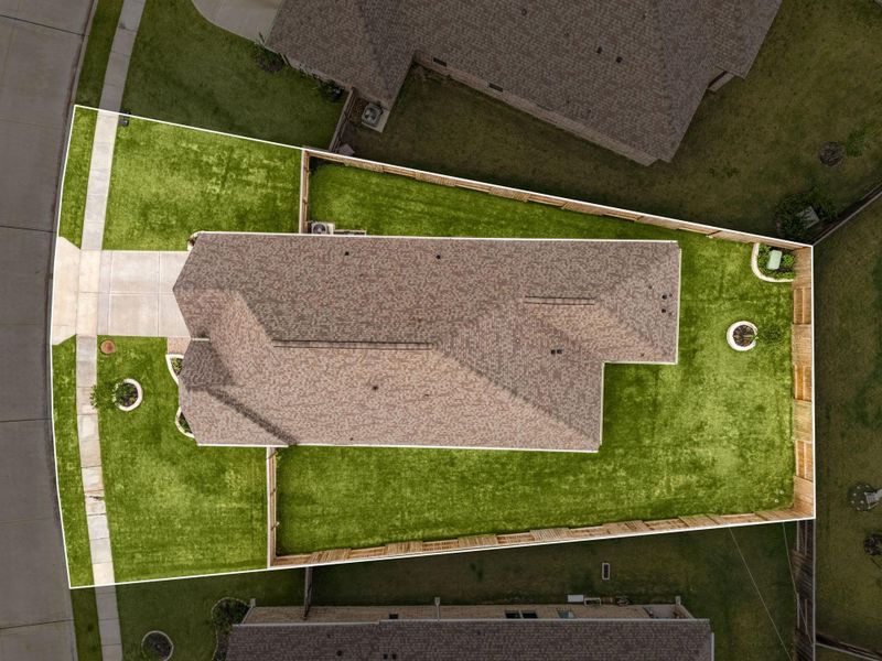 Community amenities in Meridiana, Manvel (Image 34).