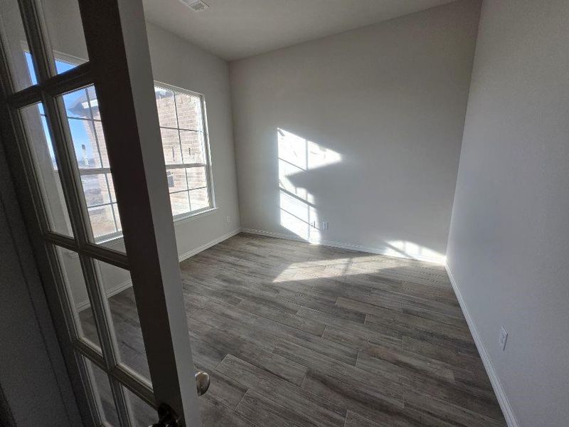 Spacious, unfurnished interior of a new home in Hillview Addition, Decatur (Image 15).