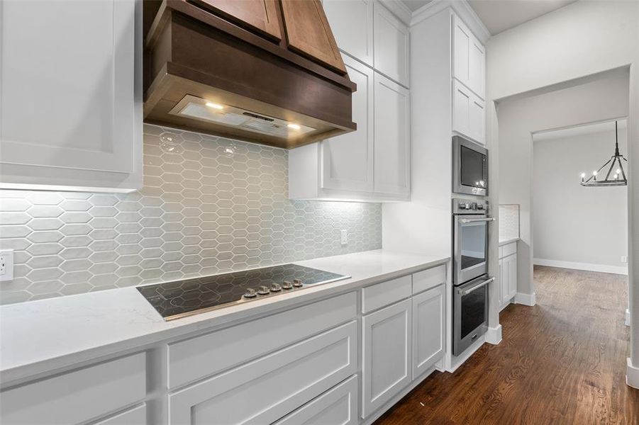 Furnished interior view inside a new home in King Crossing Estates, Van Alstyne (Image 10). Furnished interior view inside a new home in King Crossing Estates, Van Alstyne (Image 10).