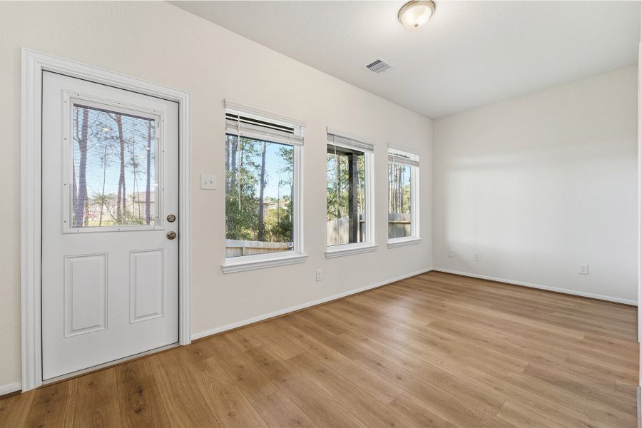 Spacious, unfurnished interior of a new home in Magnolia Springs, Montgomery (Image 22).