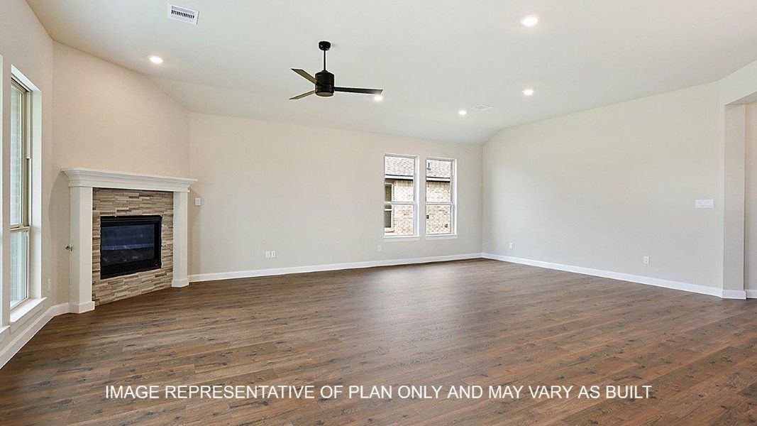 Spacious, unfurnished interior of a new home in Wellborn Settlement, College Station (Image 14).