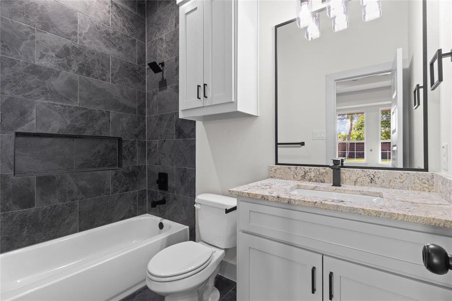 Furnished interior view inside a new home in , Dallas (Image 9).