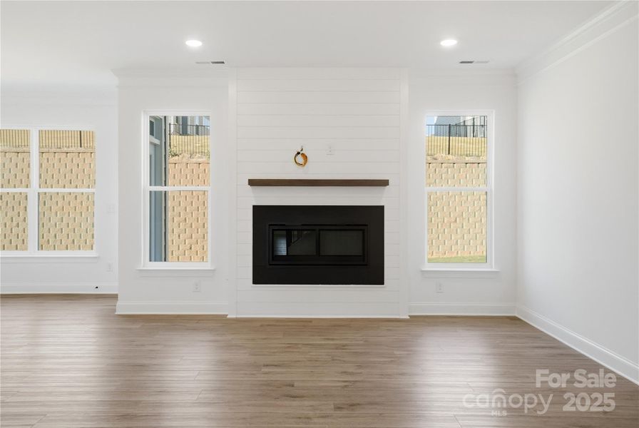 Spacious, unfurnished interior of a new home in Summerlin, Mooresville (Image 33).