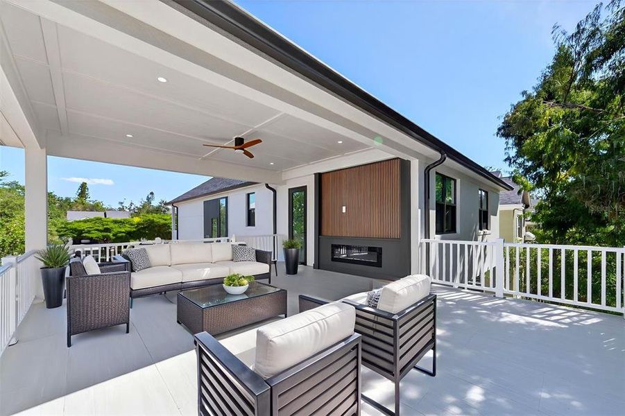 Exterior details and patio area of a home in , Sarasota (Image 40).