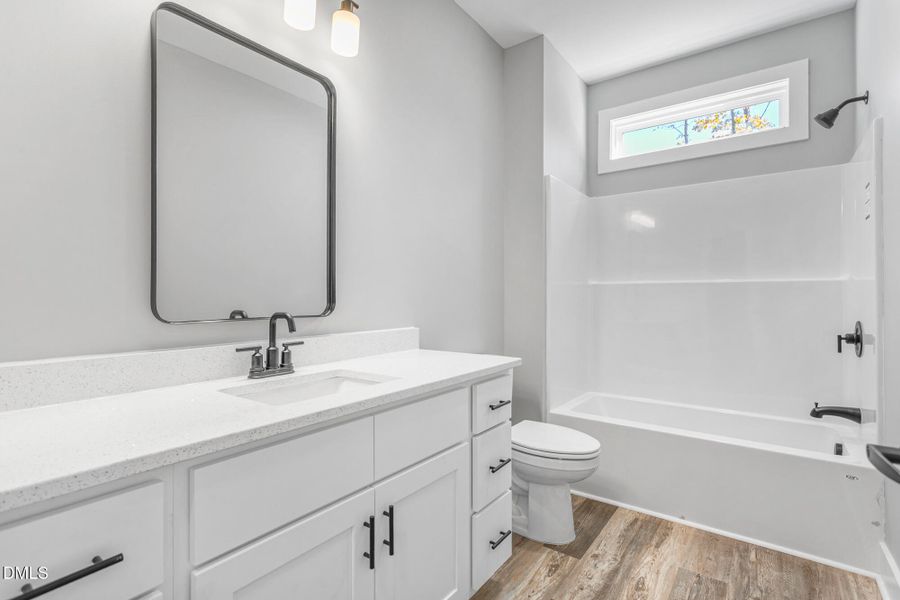 1507 Alta Vista Lane