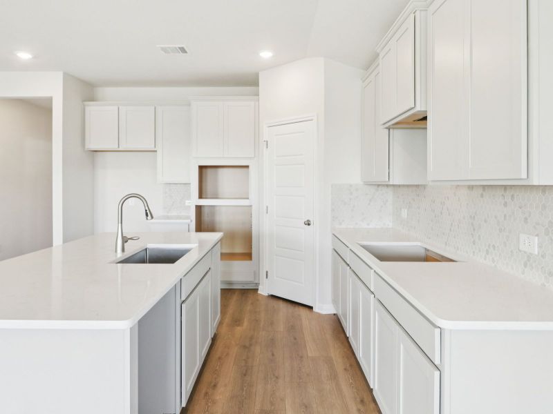 Furnished interior view inside a new home in Fox Falls, Boerne (Image 7).
