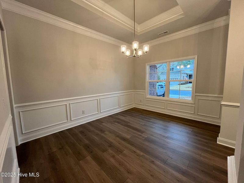 Spacious, unfurnished interior of a new home in Palmetto Creek, Bolivia (Image 14).