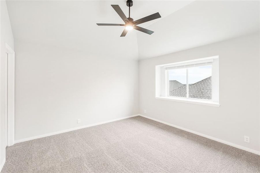 Spacious, unfurnished interior of a new home in Villages of Walnut Grove, Midlothian (Image 40).