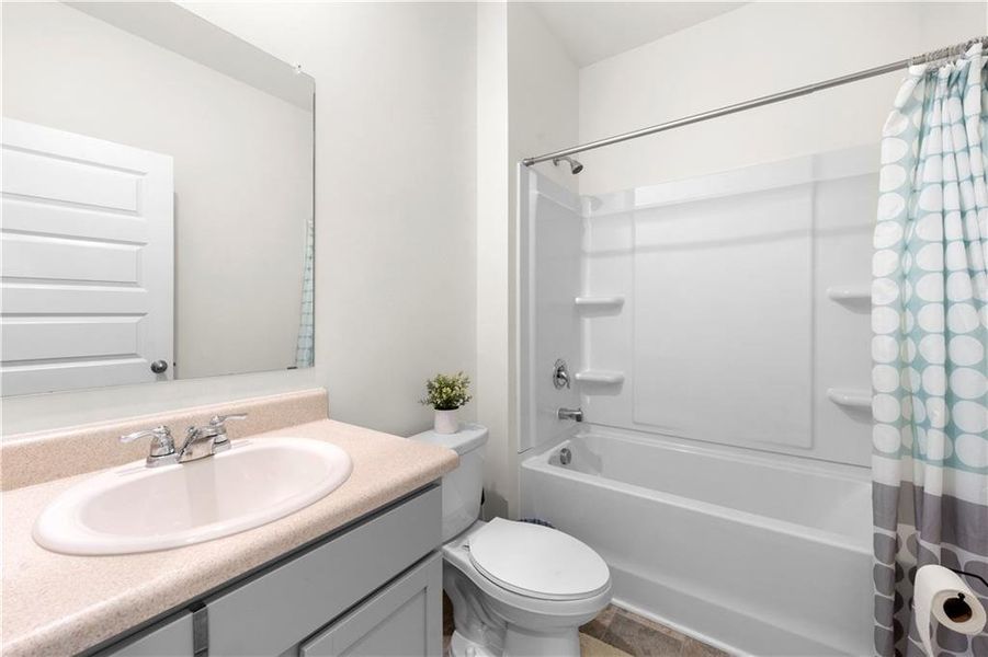 Furnished interior view inside a new home in Summerwind, Dacula (Image 21).