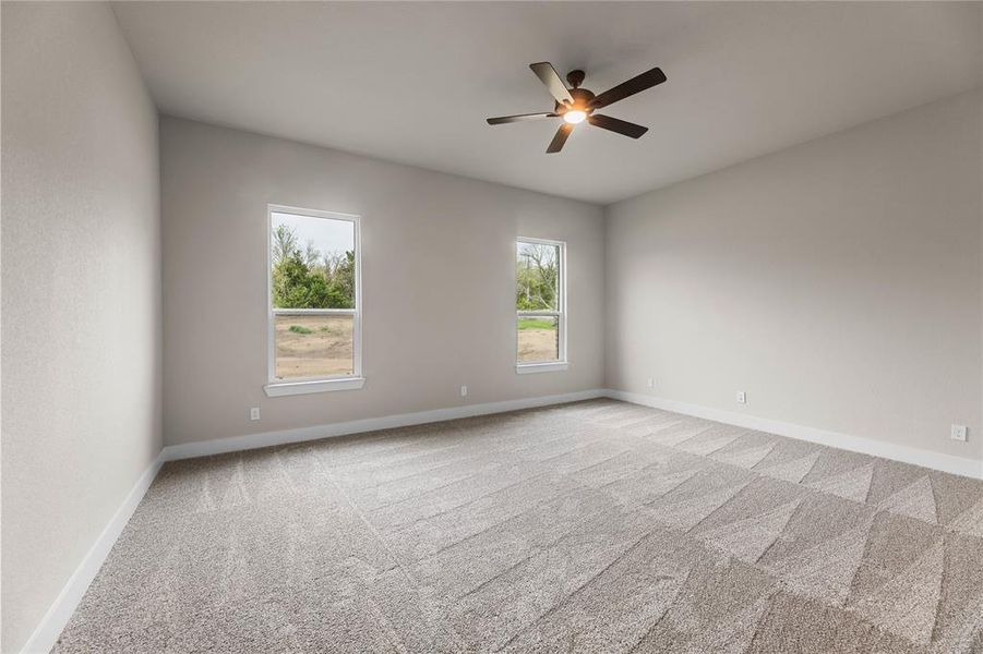 Spacious, unfurnished interior of a new home in King Crossing Estates, Van Alstyne (Image 21).