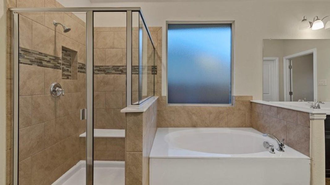 Furnished interior view inside a new home in Lakeview Pointe, Grand Prairie (Image 8).