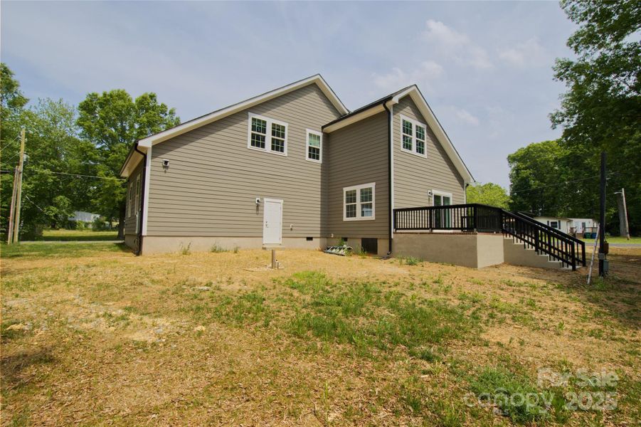 Front exterior of a new home in , Matthews, NC, highlighting curb appeal (Image 23).