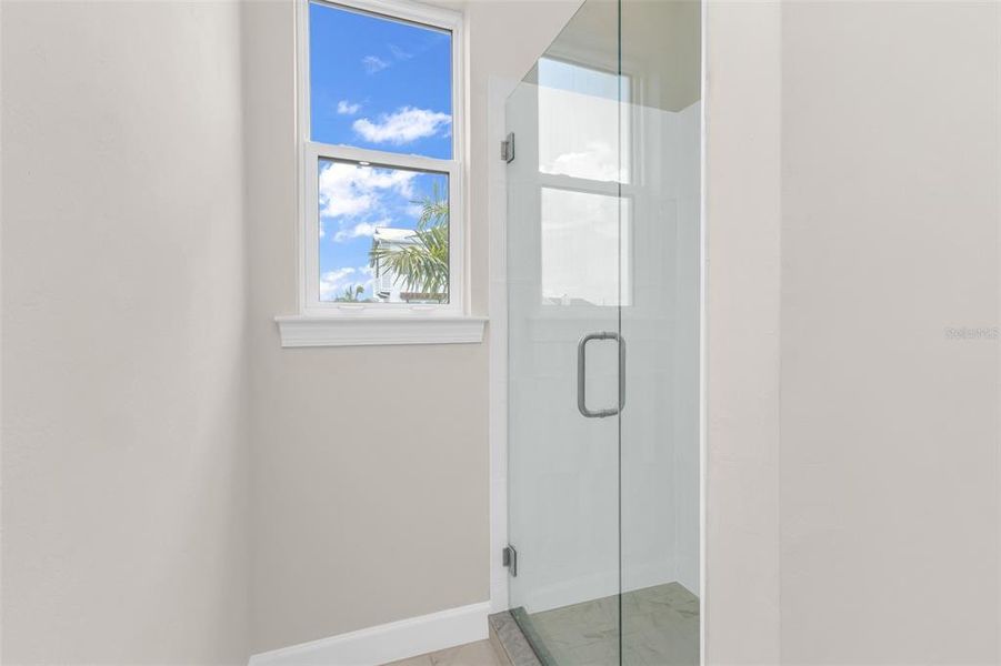 Spacious, unfurnished interior of a new home in Seahaven, Punta Gorda (Image 36).