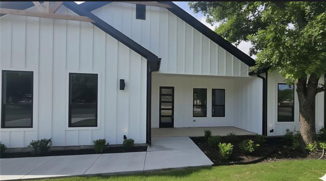 Exterior details and patio area of a home in , Springtown (Image 4).