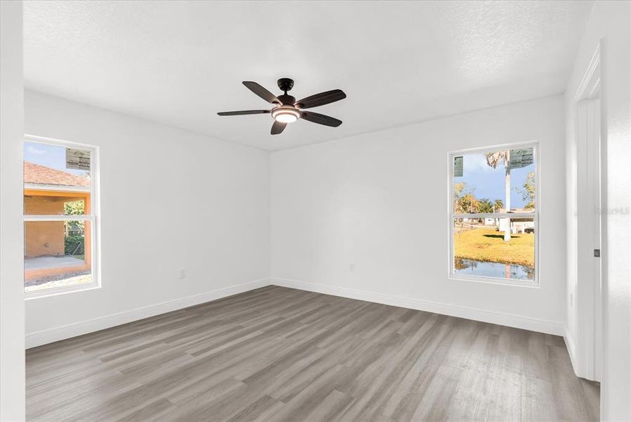Spacious, unfurnished interior of a new home in , Sanford (Image 22).