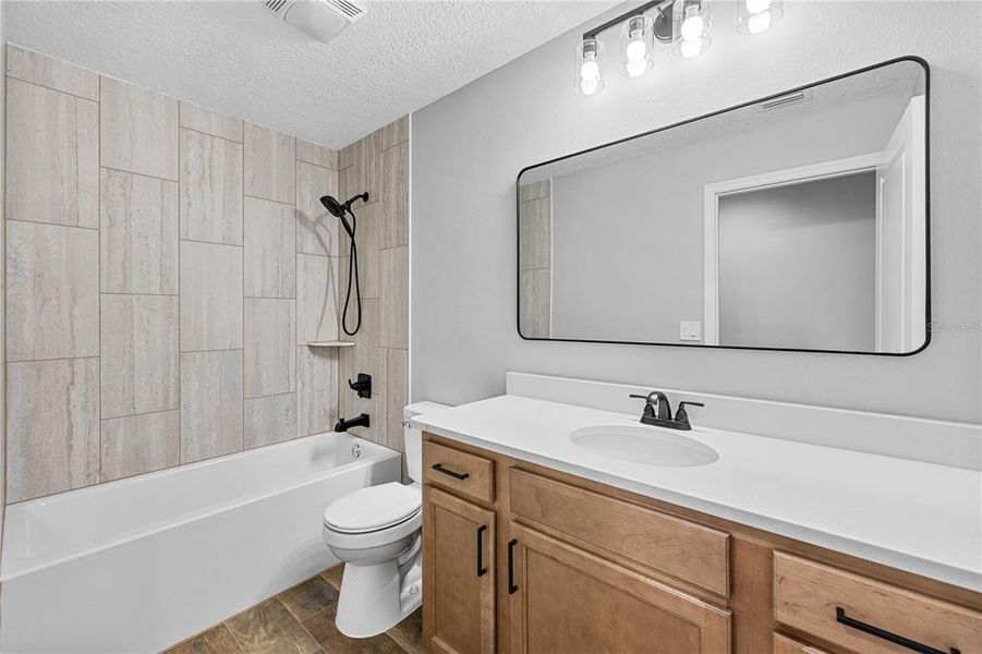 Furnished interior view inside a new home in , Lake Panasoffkee (Image 10).