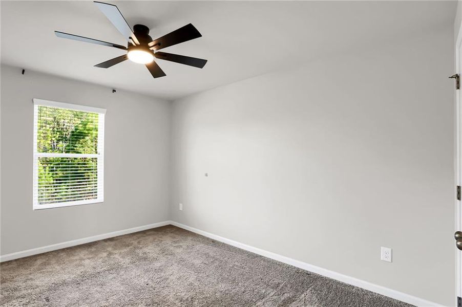 Spacious, unfurnished interior of a new home in Summit Pointe, Dallas (Image 20).