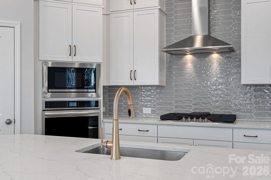 Close-up of interior finishes inside a home in The Retreat at West Catawba, Cornelius (Image 19). Close-up of interior finishes inside a home in The Retreat at West Catawba, Cornelius (Image 19).