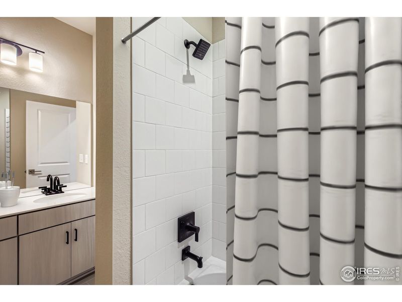 Furnished interior view inside a new home in Waterfield, Fort Collins (Image 14).