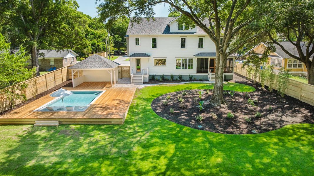 Exterior details and patio area of a home in , Mount Pleasant (Image 34).
