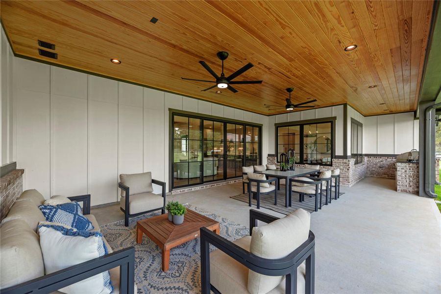 Image 38 of a home in . Image 38 of a home in .