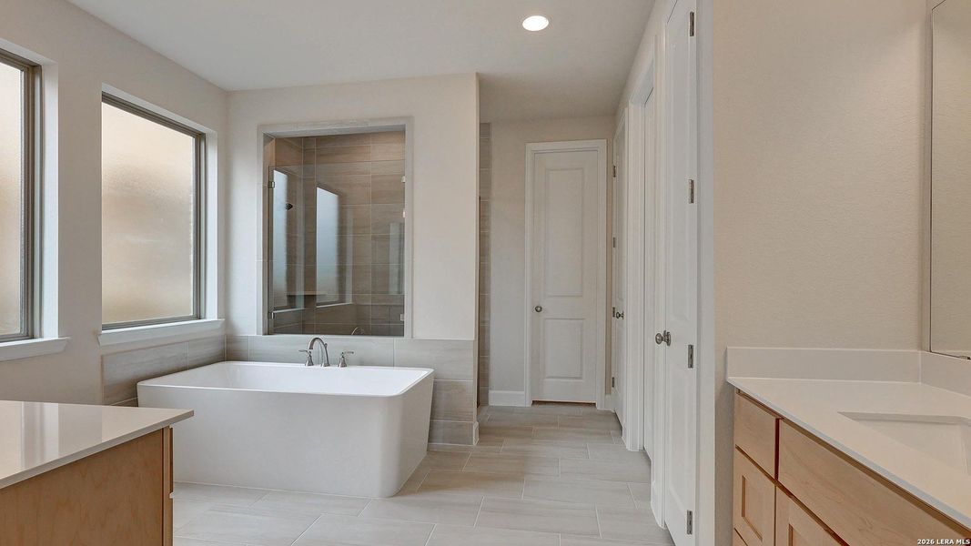 Furnished interior view inside a new home in Haby Hill, San Antonio (Image 13).