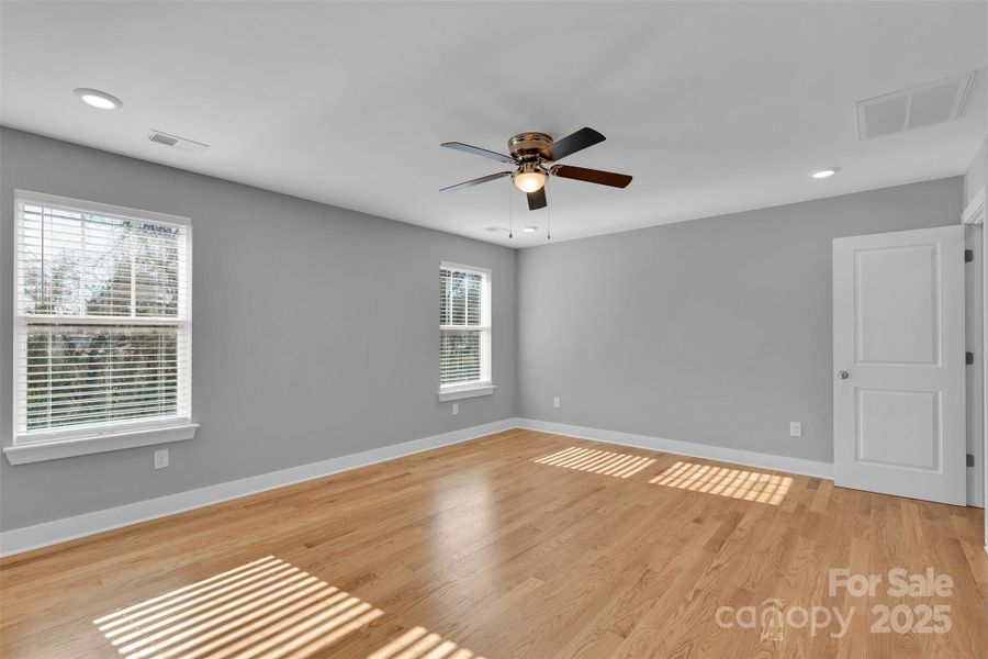 Spacious, unfurnished interior of a new home in , Charlotte (Image 25).