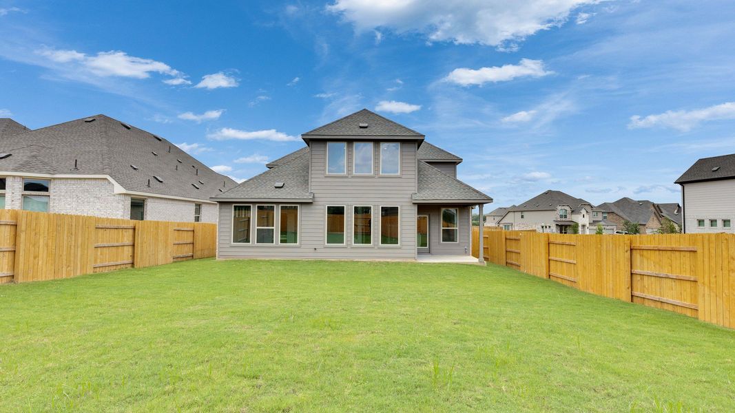 Furnished interior view inside a new home in Oaks at San Gabriel, Georgetown (Image 38).