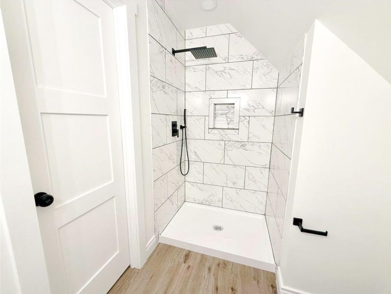 Image 36 of a home in .