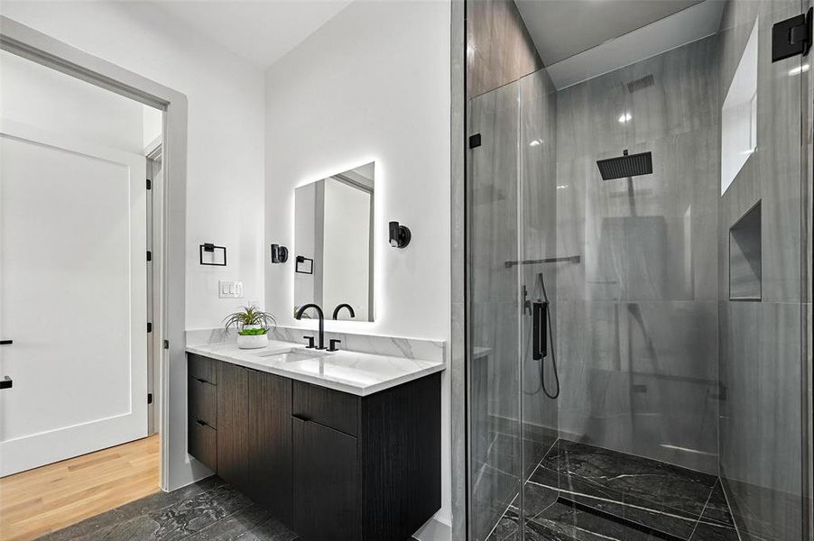 Furnished interior view inside a new home in , Dallas (Image 10).